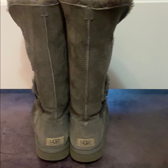 Grey Bailey Button UGG tall - Picture 4 of 5